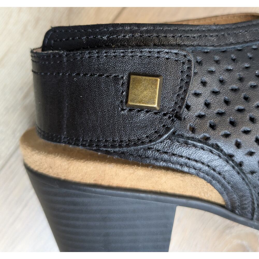 Array Leather Ankle Sandals Black 9.5 Laser Cut Block Heel Peep Toe Comfort NEW - Picture 9 of 12